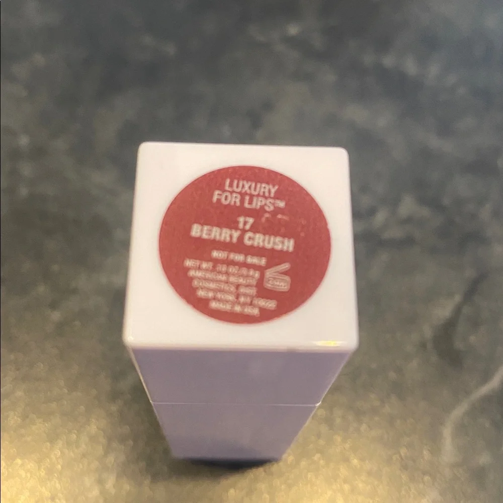 DISCONTINUED American Beauty Luxury For Lips 👄 17 Berry Crush